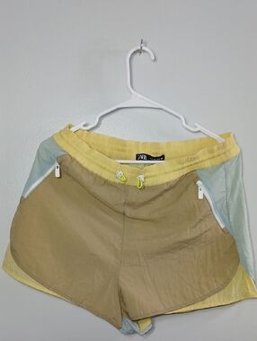 Zara Colorblock Yellow, Tan & Light Green Athletic Shorts